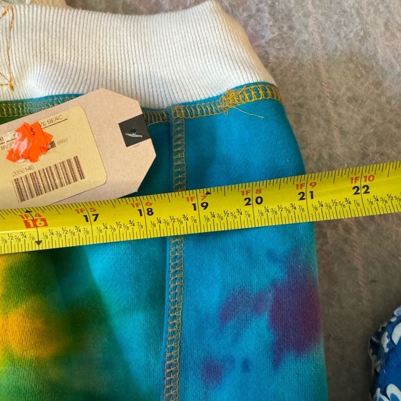 MV Sport Beach Bag Rainbow Swirl - Picture 3 of 9